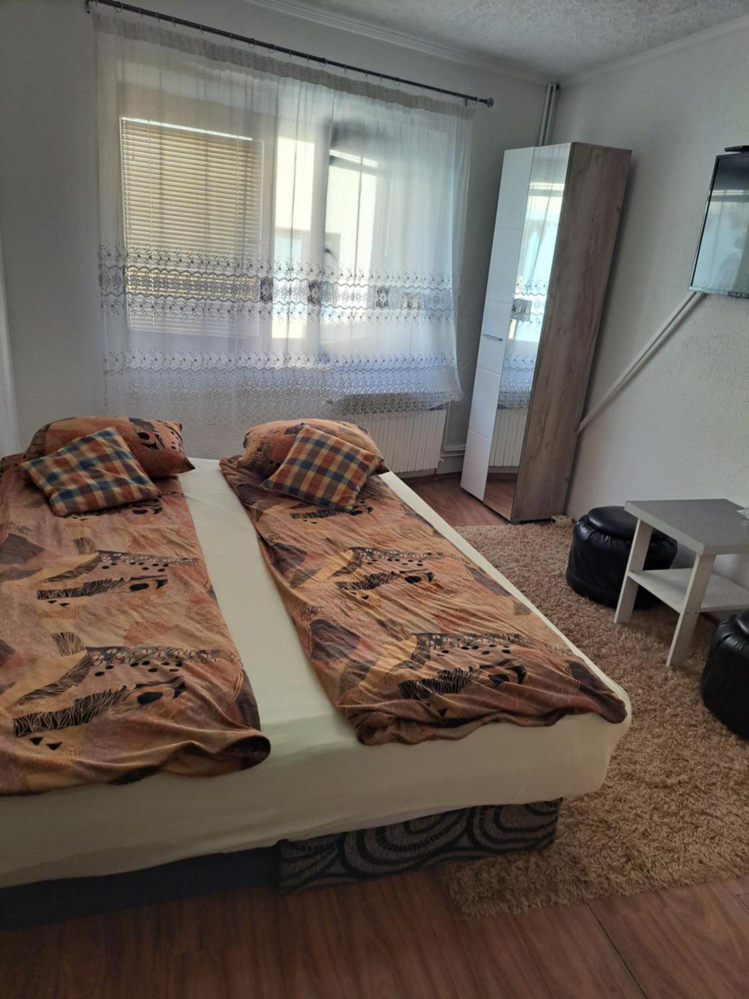 Apartmani Konta ليفنو المظهر الخارجي الصورة